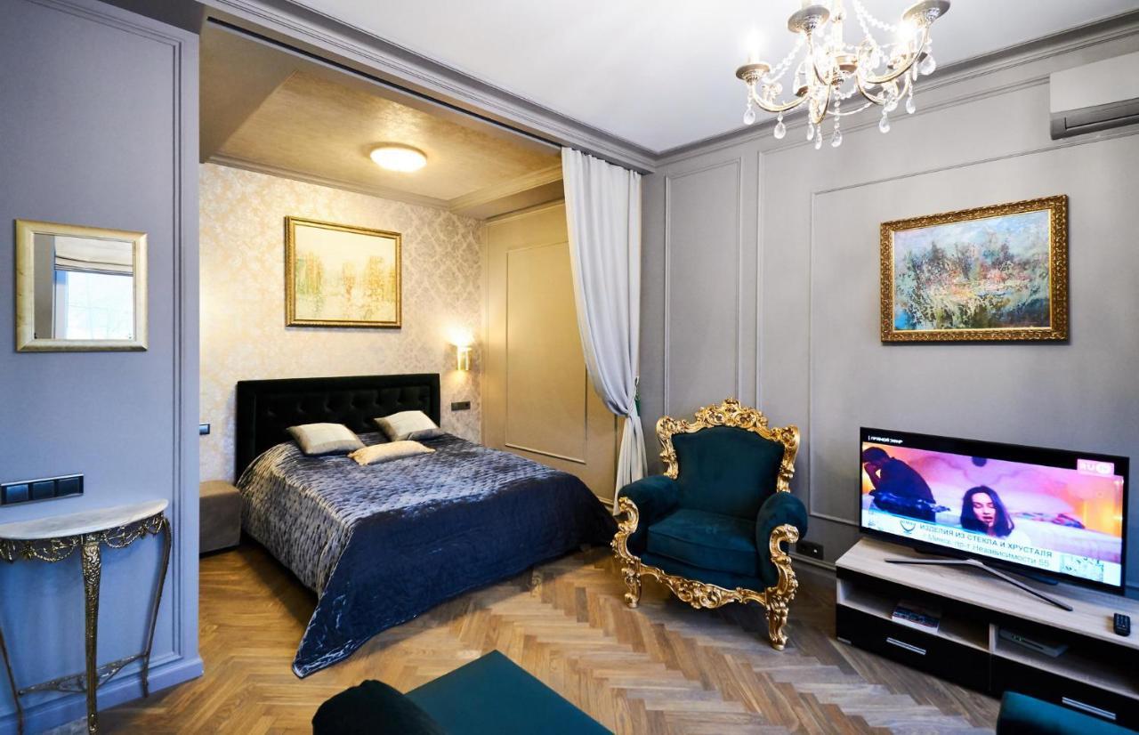 So Luxury Apartment In The Heart Of Minsk Near Circus Buitenkant foto